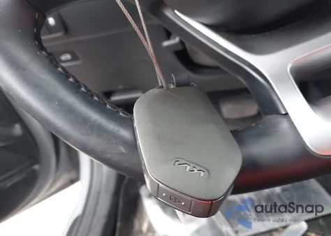 2025 Kia K5 Gt-Line z USA, uszkodzony, nr VIN KNAG64J79S5316399